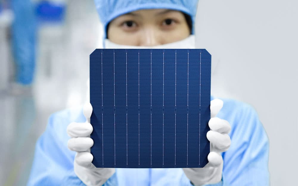 New Record! HJT Solar Cell Efficiency reach 25.23%!